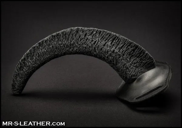 Woofy Show Tail