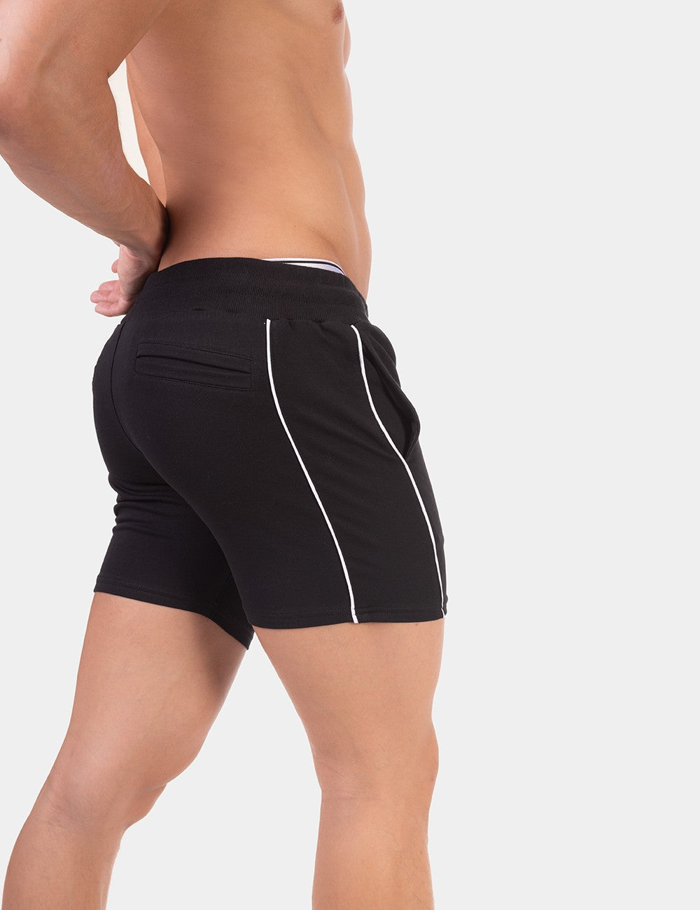 Barcode Berlin (MR)- Fleece Short Lukio