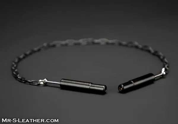 Mr-S-Leather Eagle Talon Tit Clamp- Black