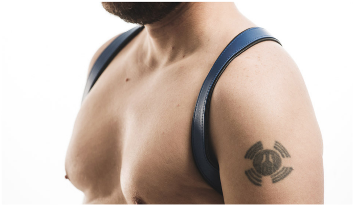 Men's Room - LAX Los Angeles Shoulder Harness